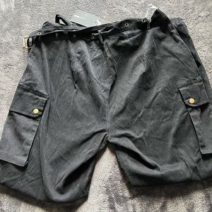 BRAND NEW Fashion nova cargo jeans